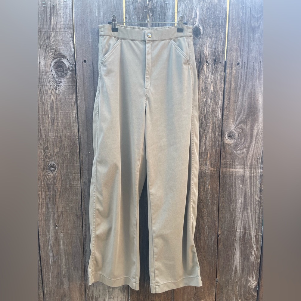 UNIQLO Tan Khaki Wide Leg Oversized Slacks Snap Elastic Waist Size Medium